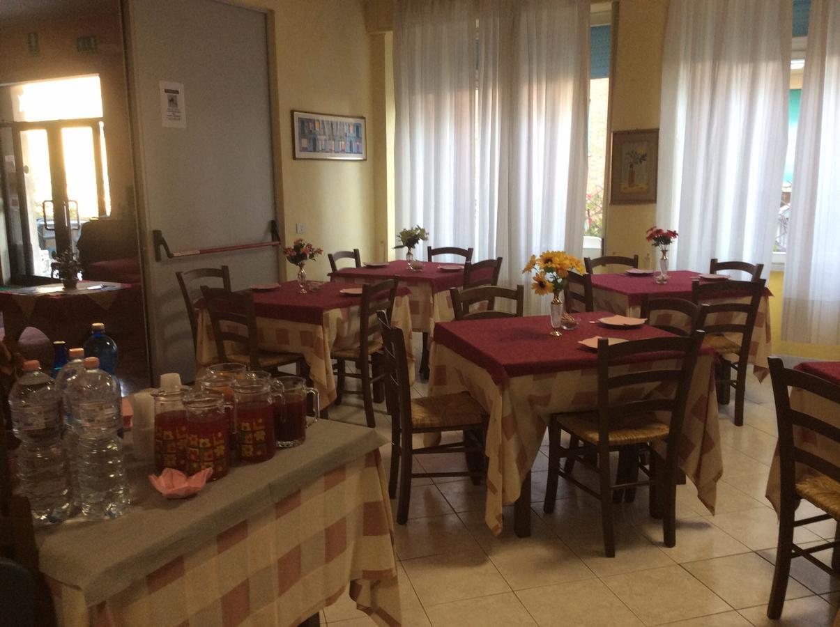 Hotel Rex Chianciano Terme Esterno foto