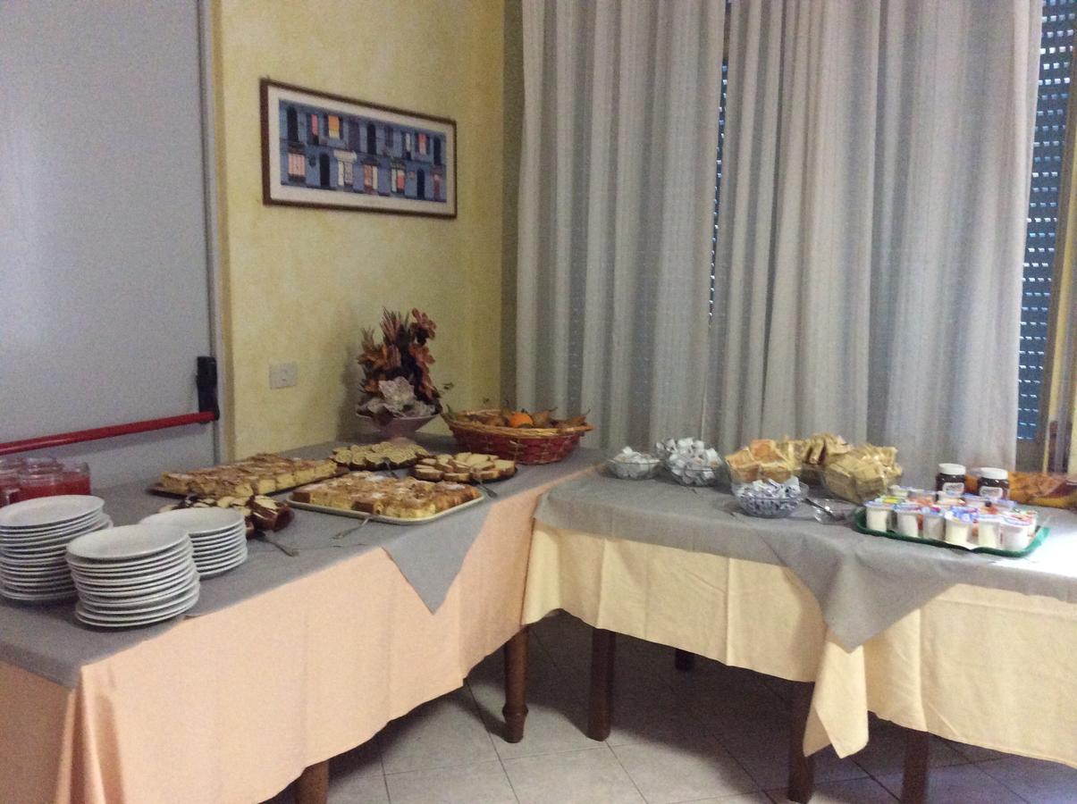 Hotel Rex Chianciano Terme Esterno foto