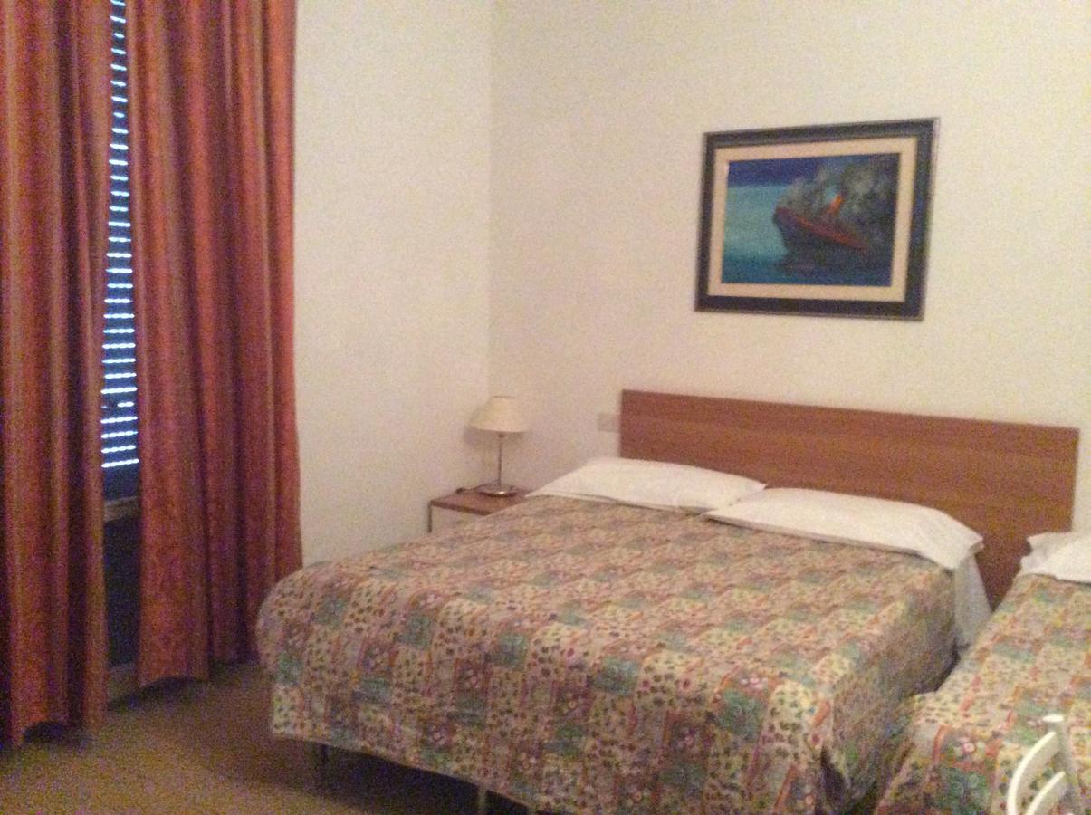 Hotel Rex Chianciano Terme Esterno foto