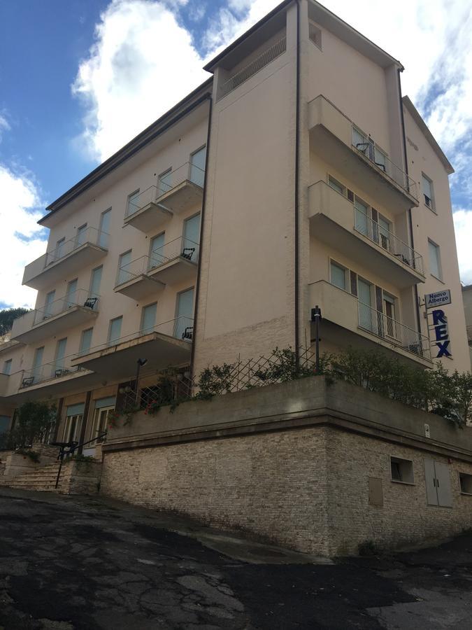 Hotel Rex Chianciano Terme Esterno foto
