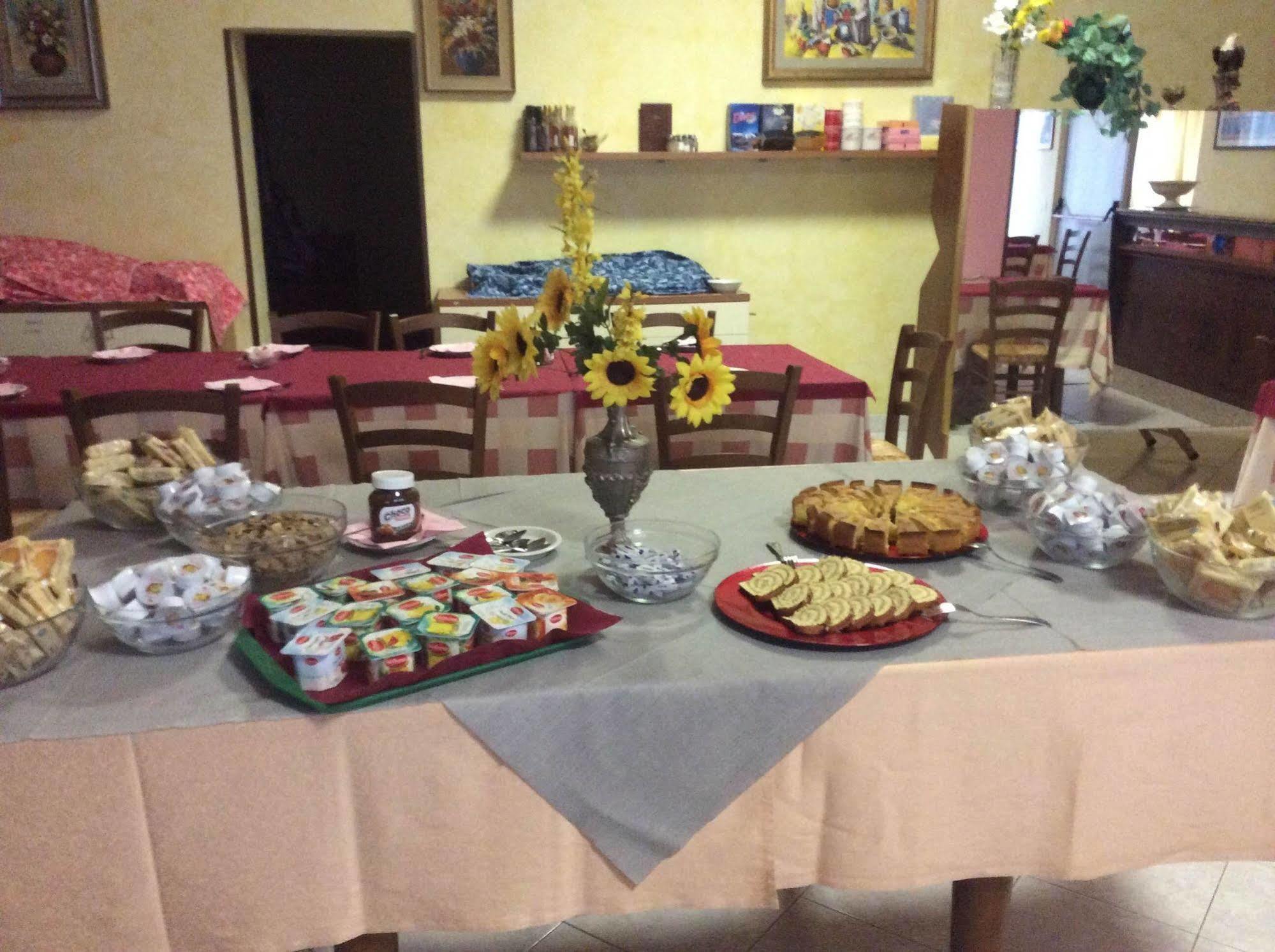 Hotel Rex Chianciano Terme Esterno foto